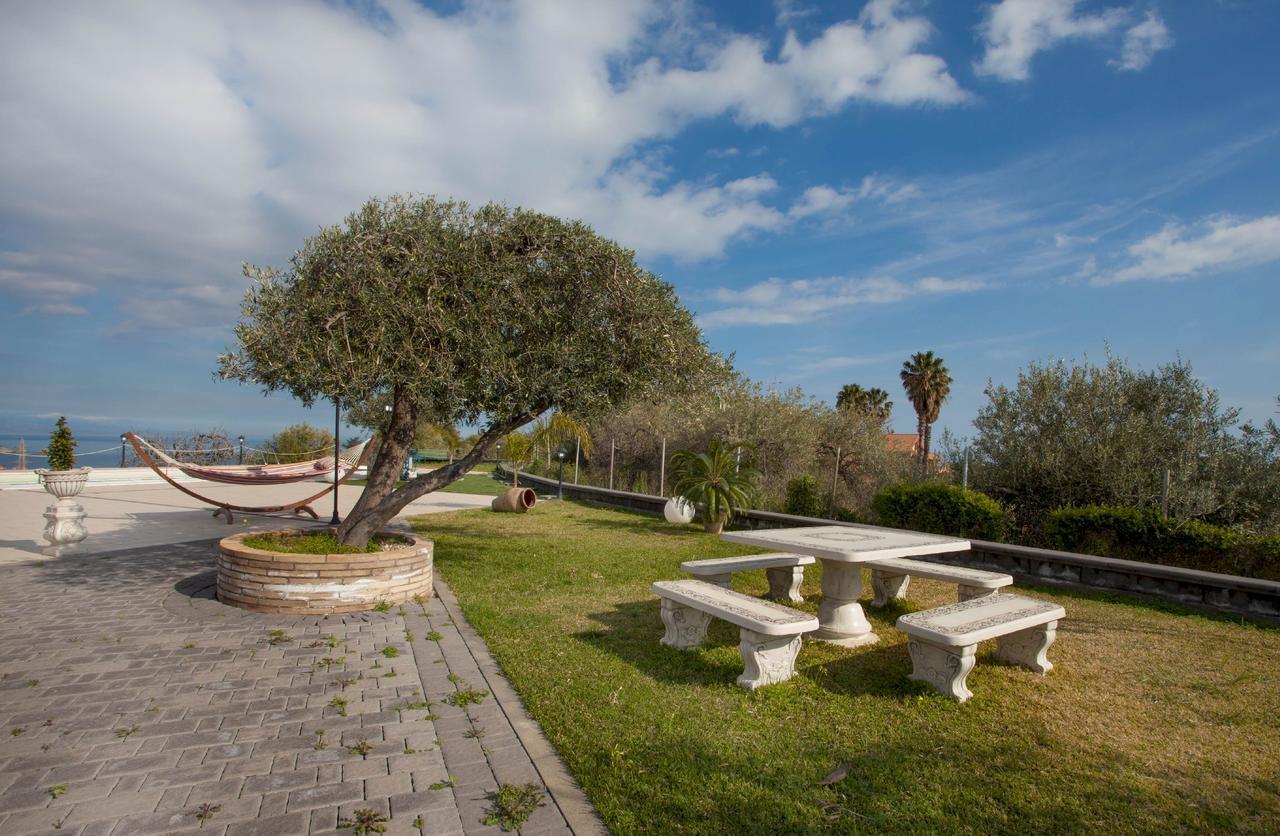 Villa Da Campo Giardini-Naxos Exterior foto